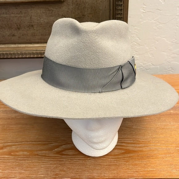 GLADYS TAMEZ NWOT Saint Marie Felt Hat In Light Grey- Size S‎ main image 14